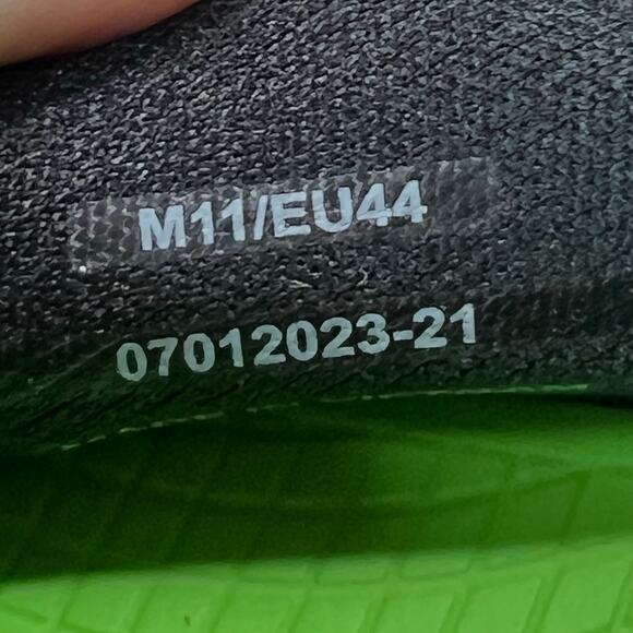 OOFOS OOmg Sport LS Low Sneakers Active Recovery Black/White Men's 11 - Picture 10 of 11